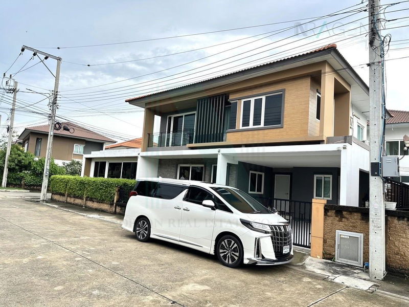 ขายบ้านเดี่ยว : 📌 ขายบ้านเดี่ยว โครงการ โกลเด้น วิลเลจ อ่อนนุช - พัฒนาการ 2 ชั้น 4 ห้องนอน 4 ห้องน้ำ