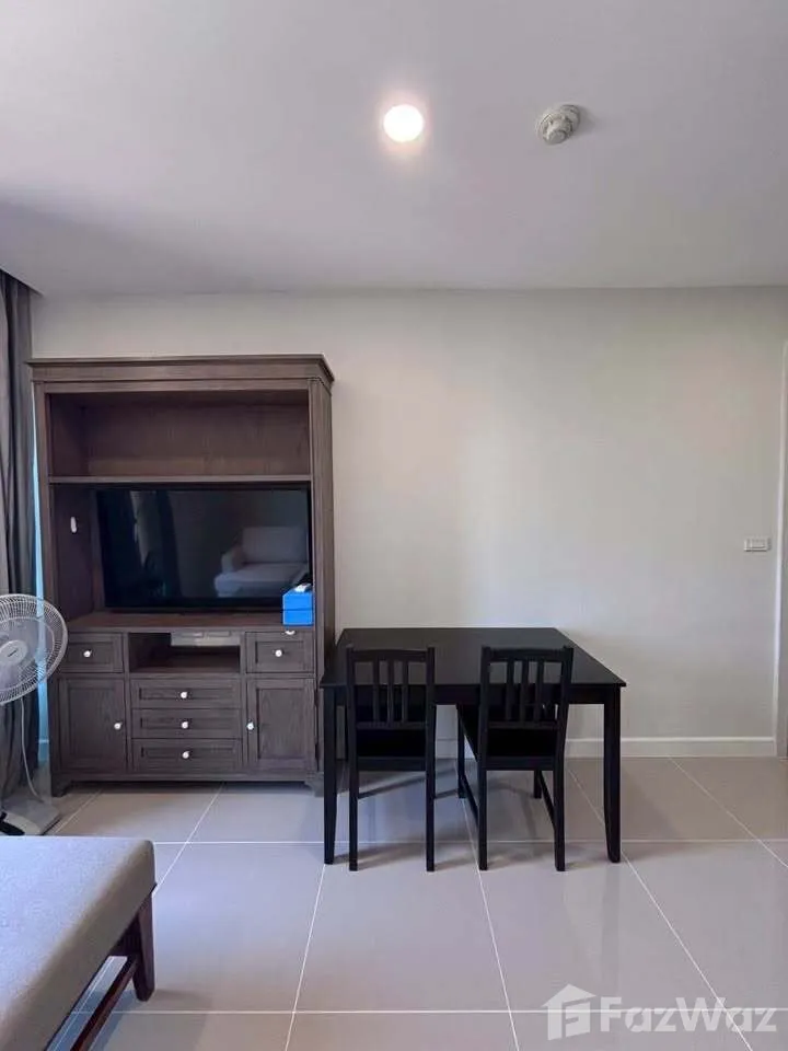 1 Bedroom Condo for sale at Dlux Condominium 6034312 - image 5