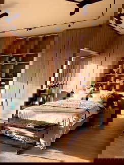 Condos for rent Rayong : 3BR Penthouse - Mae Phim Ocean Bay, Rayong Size: 370 SqM | 3 Bedrooms