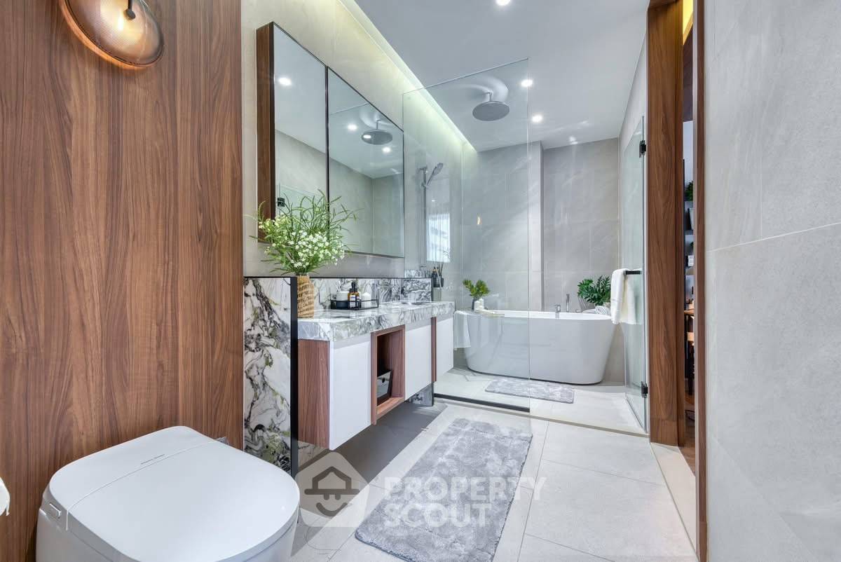 picture 1-BR 60 Sqm ROMM CONVENT Condo Near BTS Sala Daeng (400m) (ID 2631453) - 7/10