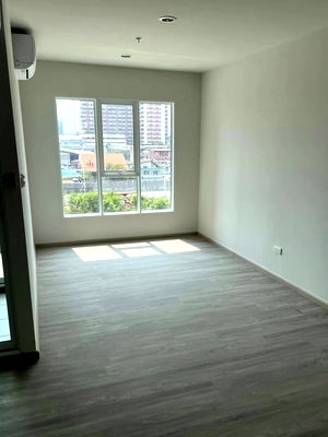 คอนโดให้เช่า : 🎯Regent home bangna🔥🔥ห้องเปล่า กั้นห้องแล้ว มีแอร์ให้ 2 ตัว ราคาถูกมากกก พร้อมเข้าอยู่ ชอบมาคุยหน้างานจ้าา