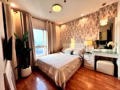 Condos for sale : Owner selling directly: IVY River condo, fully furnished, 35 sq m, beautiful unit. Call 082-641-4199