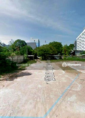 Land for sale Thappraya Road : Land for sale in Pattaya, total of 2 plots, Bang Lamung District, Chon