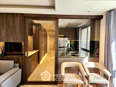 Condos for rent Chulalongkorn University : 2-BR Condo at CRAFT Ploenchit near BTS Phloen Chit (ID 2629845)