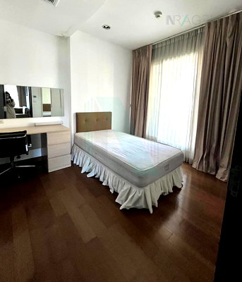 เช่าคอนโด กรุงเทพมหานคร : 🎊 ให้เช่าคอนโด ดิ แอดเดรส ชิดลม อาคาร B ชั้น 16 3 ห้องนอน ขนาด 184.00 ตรม ใกล้ เซ็นทรัลชิดลม