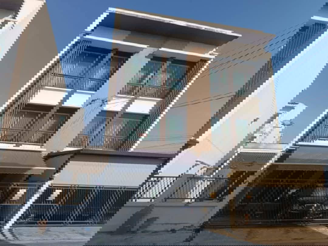 picture AB05801 - Baan Klang Muang Chokchai 4  - 2/8