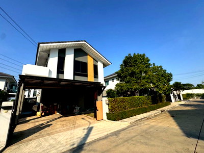 บ้านเดี่ยว เขตลาดกระบัง : ขายบ้านเดี่ยว เพอร์เฟค พาร์ค กรุงเทพกรีฑา–รามคำแหง 3ห้องนอน 2ห้องน้ำ + 1ห้องทำงาน เพียง 15นาทีถึงสนามบิน ใกล้มอเตอร์เวย์ 