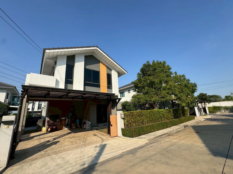 ขายบ้านเดี่ยว : ขายบ้านเดี่ยว เพอร์เฟค พาร์ค กรุงเทพกรีฑา–รามคำแหง 3ห้องนอน 2ห้องน้ำ + 1ห้องทำงาน เพียง 15นาทีถึงสนามบิน ใกล้มอเตอร์เวย์