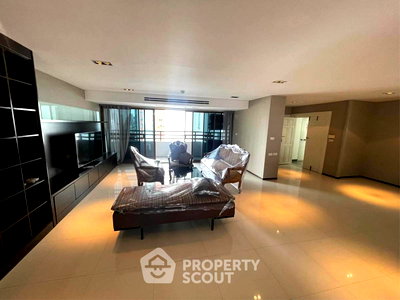 Condos for rent Esplanade Ratchadapisek  : 3-BR Condo at Liberty Park Condominium near MRT Sukhumvit (ID 2627909)