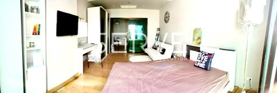 Condos for sale Big C Super Center Ratchadamri : 1 Bed Large Room High Fl 20+ City View Fully furnished Good Location Close To BTS Phaya Thai 200 m. @  Noble Revent