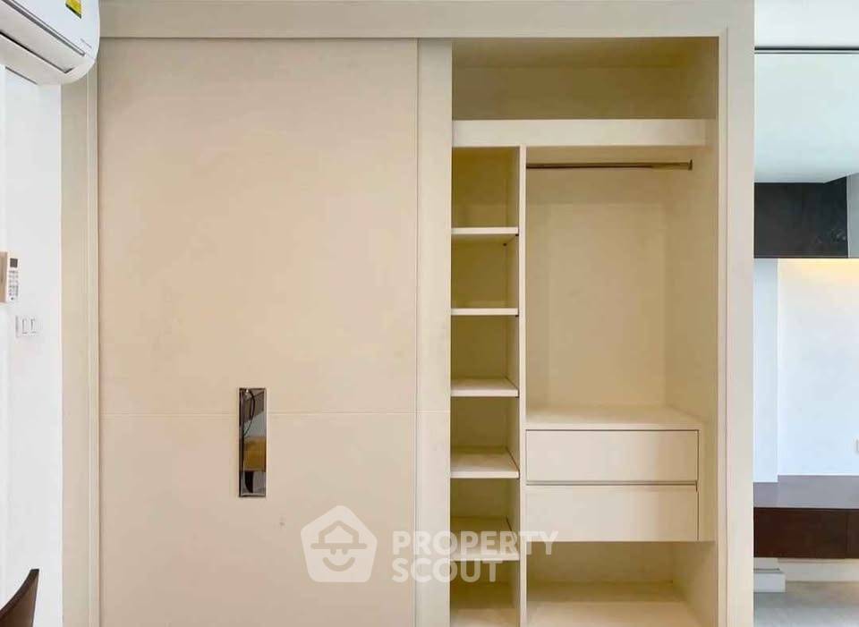 รูป คอนโด 2-ห้องนอน ที่ เดอะ แบงค็อค สาทร-ตากสิน คอนโดมิเนียม ใกล้ BTS กรุงธนบุรี (ID 2632376) - รูปที่ 3/8