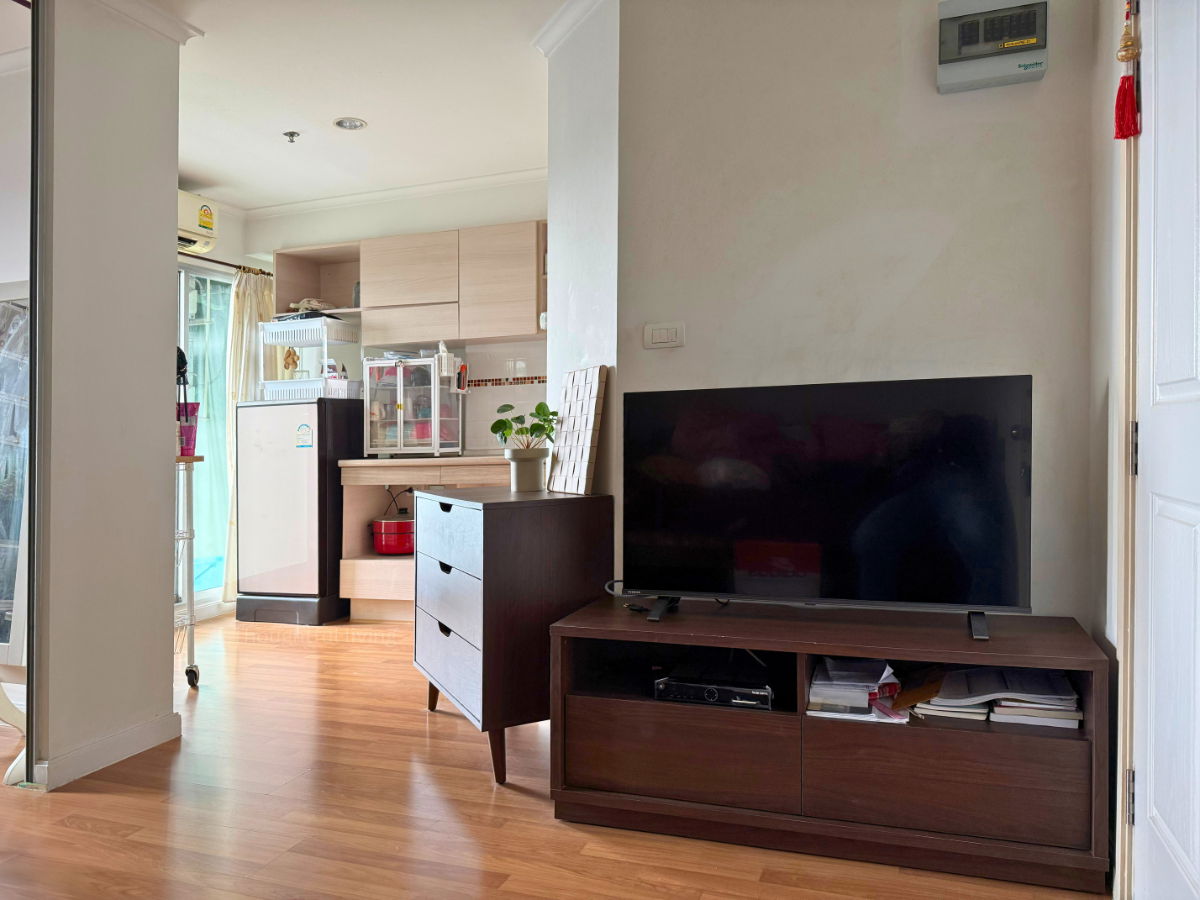 picture Lumpini place Ratchayothin 28sqm For Sale! - 1/9