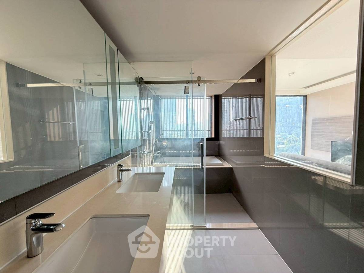 picture 2-BR Condo at Urbitia Thong Lo near BTS Thong Lor (ID 2631210) - 13/15