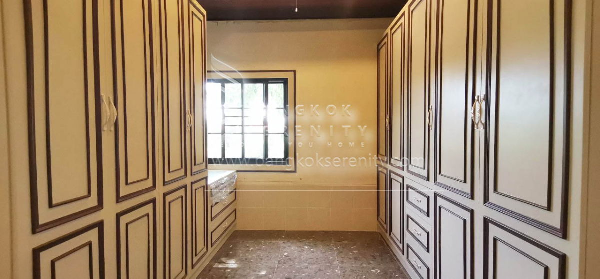 รูป เช่าบ้านบางนาหลังใหญ่พร้อมสระว่ายน้ำส่วนตัว วิวทะเลสาบ - รูปที่ 19/29