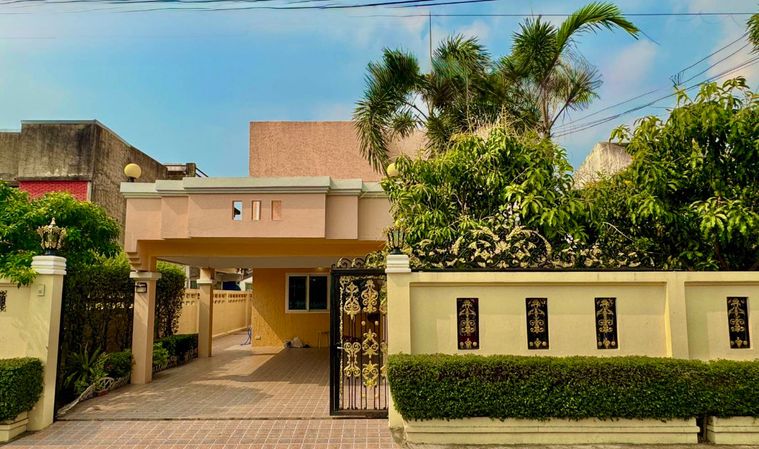 ให้เช่าบ้านเดี่ยว สัมมากร รามคำแหง 112 โทร  0999983897