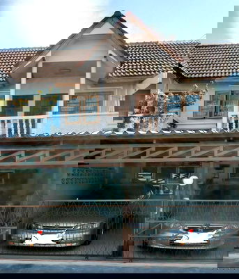 ขายทาวน์โฮม : เจ้าของขายด่วน ทาวน์เฮ้าส์ 2 ชั้น ตามสภาพ 28 ตร.วา เมืองนนทบุรี หน้ากว้าง 6 เมตร จอดรถได้ 2 คัน  3 นอน 2 น้ำ ราคา 1.89 M. ติดต่อ เมย์ โทร. 0958568513