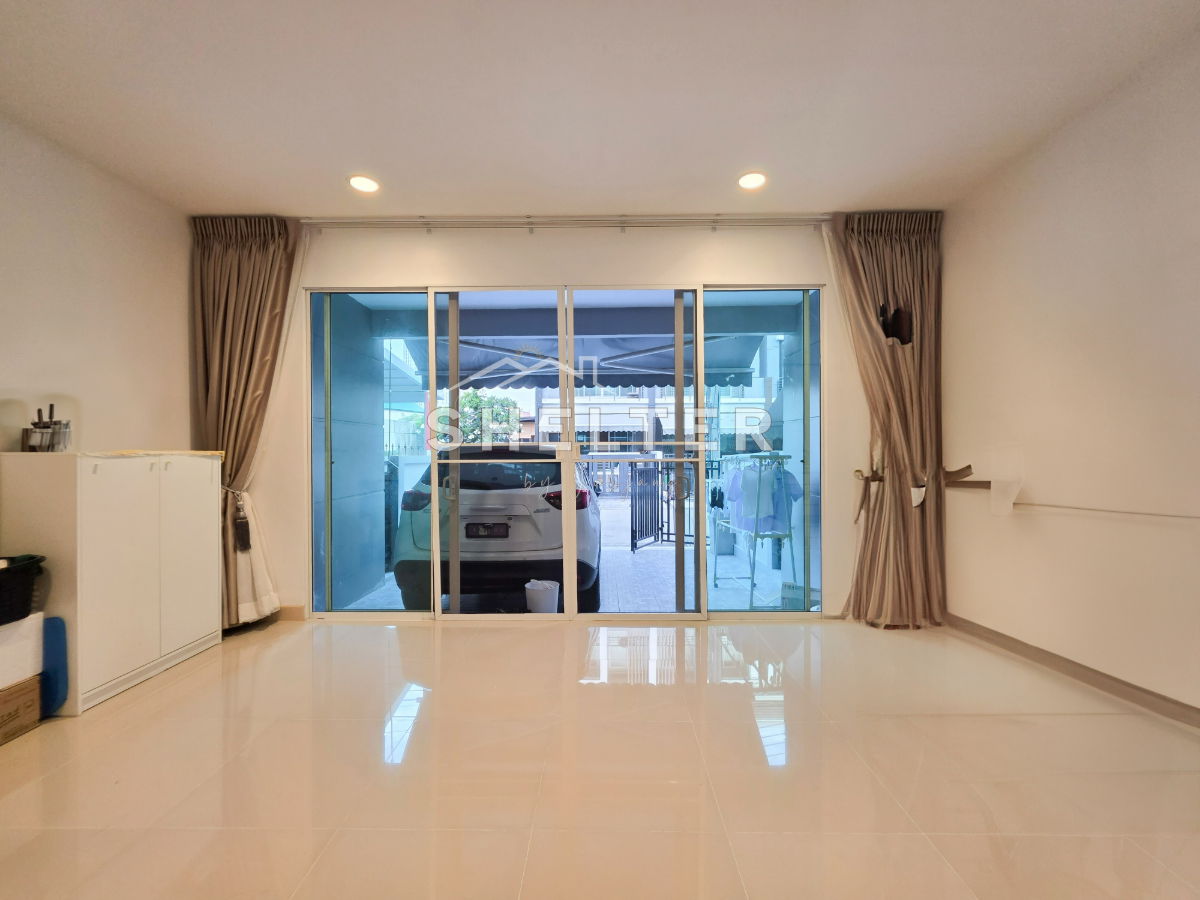 รูป ทาวน์โฮมใกล้ MRT สีส้ม รามคำแหง เชื่อมต่อได้ทั้งเส้น เลียบทางด่วน - รามคำแหง - พระราม 9 🚘 - รูปที่ 3/18