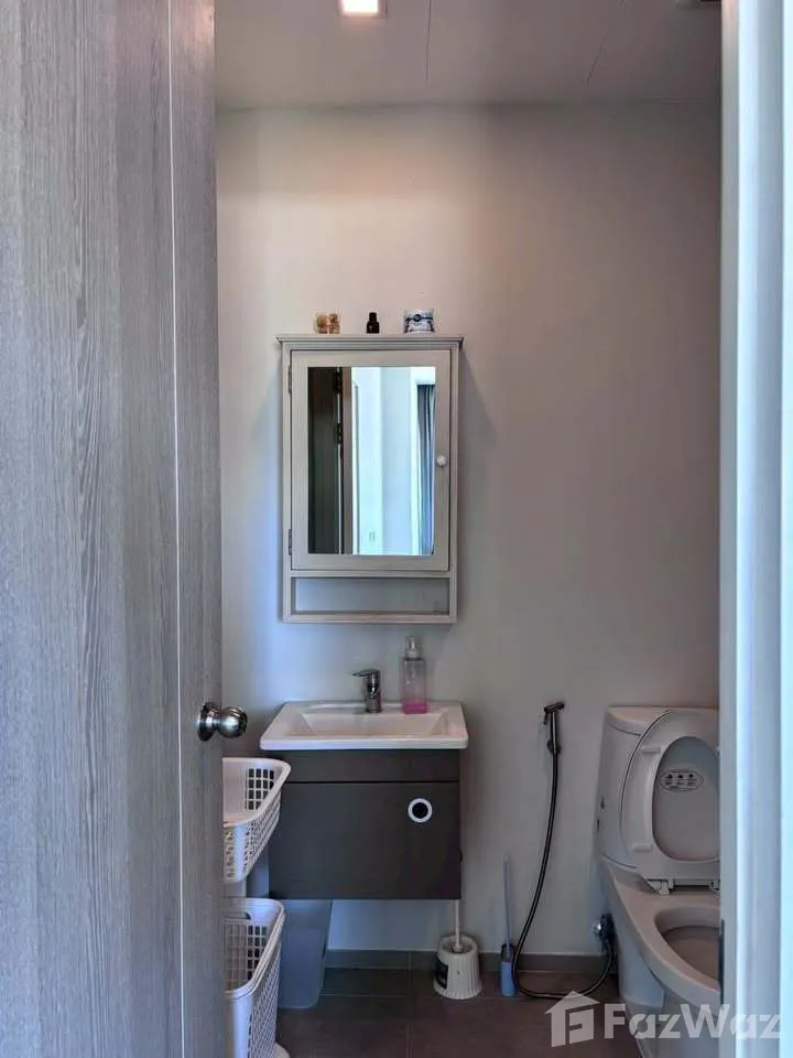 1 Bedroom Condo for sale at Dlux Condominium 6034312 - image 6
