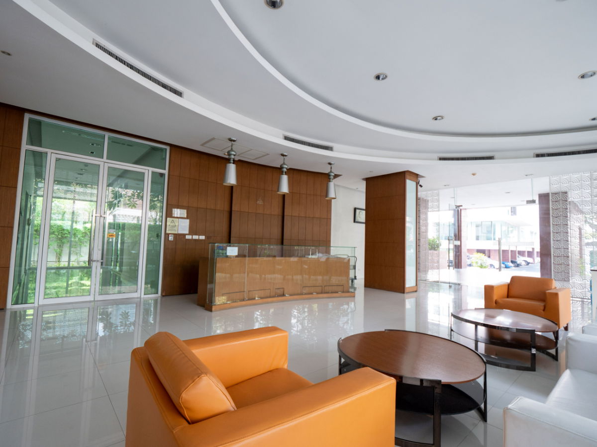 picture 𝐂𝐨𝐧𝐝𝐨 𝐟𝐨𝐫 𝐫𝐞𝐧𝐭: 𝐓𝐡𝐞 𝐅𝐢𝐧𝐞 𝐚𝐭 𝐑𝐢𝐯𝐞𝐫 𝐂𝐡𝐚𝐫𝐨𝐞𝐧 𝐍𝐚𝐤𝐡𝐨𝐧 𝟏𝟕  𝐑𝐨𝐨𝐦 𝐬𝐢𝐳𝐞: 𝟕𝟕 𝐬𝐪 𝐦, 𝟐 𝐛𝐞𝐝𝐫𝐨𝐨𝐦𝐬 - 44/47