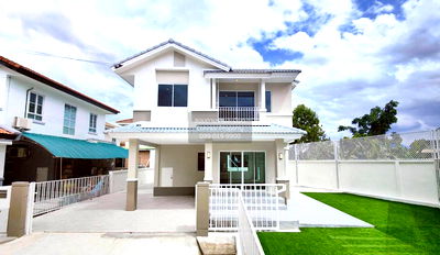 Houses for sale วิทยาลัยเทคนิคปทุมธานี : For Sale House , Chaiyaphruek 1 Tiwanon - Ratchaphruek , corner unit , newly renovated , Bang Khu Wat , Mueang Pathum Thani , Pathum Thani , CX-120285 ✅ Live chat with us ADD LINE @connexproperty ✅
