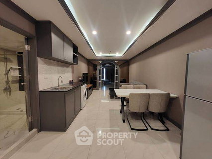 รูปภาพ 1-BR Condo at Nusa State Tower Condominium near BTS Saphan Taksin (ID 2428876)