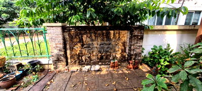 Houses for sale North Bangkok University Rangsit Campus : For Sale House , Garden Villa The Four Season Rangsit-Klong 3 , Lat Sawai , Lam Luk Ka , Pathum Thani , CX-90719 ✅ Live chat with us ADD LINE @connexproperty ✅