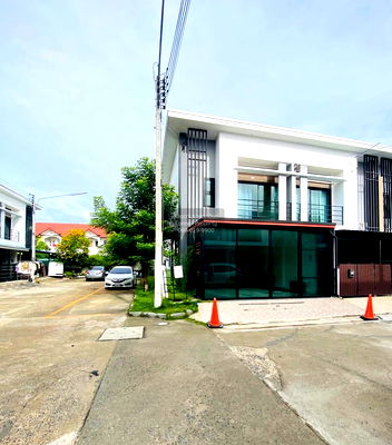 Townhouses for sale : For Sale Townhouse/Townhome  , EK Town Phutthamonthon Sai 4 , corner unit , Om Noi , Krathum Baen , Samut Sakhon , CX-142752 ✅ Live chat with us ADD LINE @connexproperty ✅