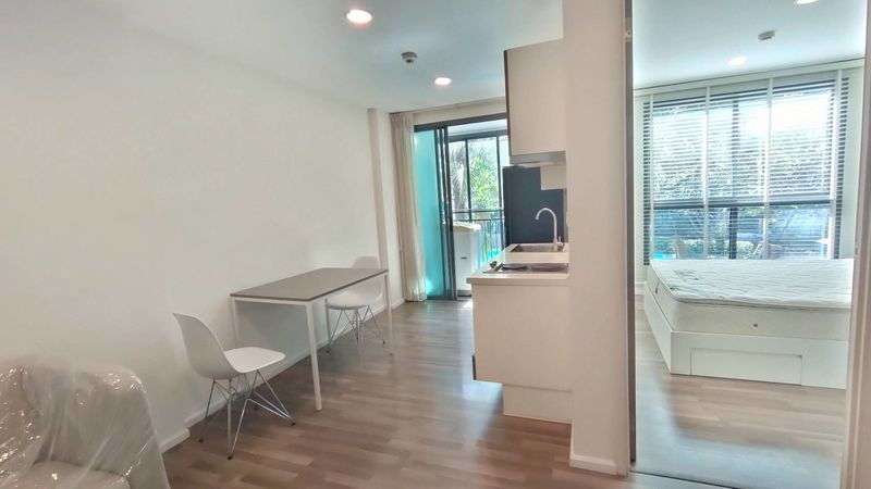 รูป [[ให้เช่า]] คอนโดใกล้ Themallบางกะปิ mrtแยกลำสาลี คอนโด ลิฟวิ่ง เนสท์ รามคำแหง วิวสระว่ายน้ำ พร้อมเข้า - รูปที่ 6/9