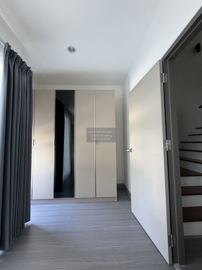 รูป เช่าทาวน์เฮ้าส์/ทาวน์โฮม  สัมมากร อเวนิว สุวรรณภูมิ หน้ากว้าง คลองสองต้นนุ่น เขต ลาดกระบัง กรุงเทพ CX-143855 ✅ ทักไลน์ @connexproperty ตอบทันที ทีมงานมืออาชีพ ✅ - รูปที่ 9/12