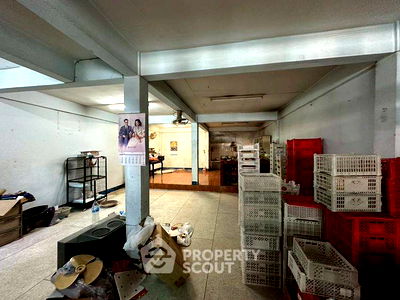 Townhouses for sale Bangkok : 3-BR Townhouse close to Bang Kradi (ID 2633962)