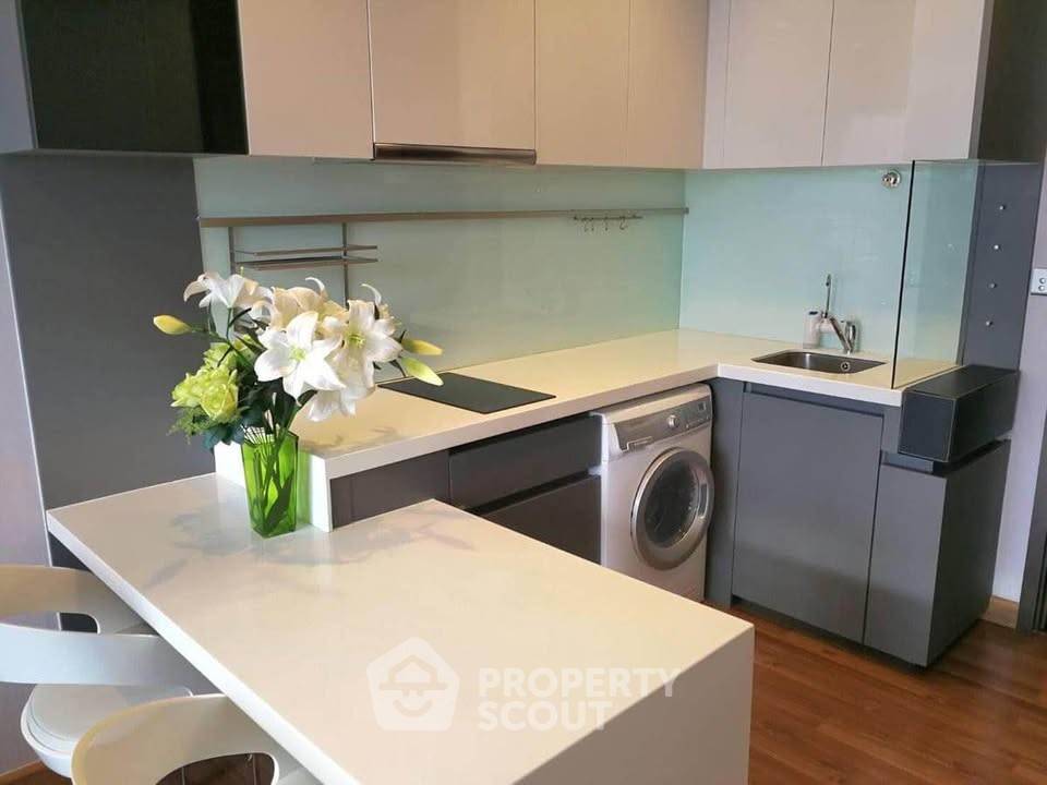 รูป คอนโด 1-ห้องนอน ที่ ไอวี่ แอมพิโอ รัชดา - พระราม 9 ใกล้ MRT ศูนย์วัฒนธรรมแห่งประเทศไทย (ID 2636540) - รูปที่ 2/15