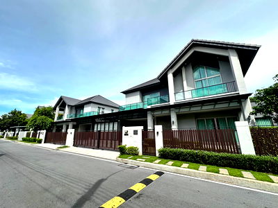 บ้านแฝดให้เช่า : CR076   🌟 [ให้เช่า] บ้านแฝดสุดหรู Bangkok Boulevard Signature Ladprao-Serithai - บางกอก บูเลอวาร์ด ซิกเนเจอร์ ลาดพร้าว-เสรีไทย🌟