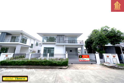 บ้านเดี่ยว ถนนเสรีไทย : เพอร์เฟค เพลส รามคำแหง - สุวรรณภูมิ (เฟส2) บ้านรีโนเวทใหม่ ทำเลดี เดินทางสะดวก