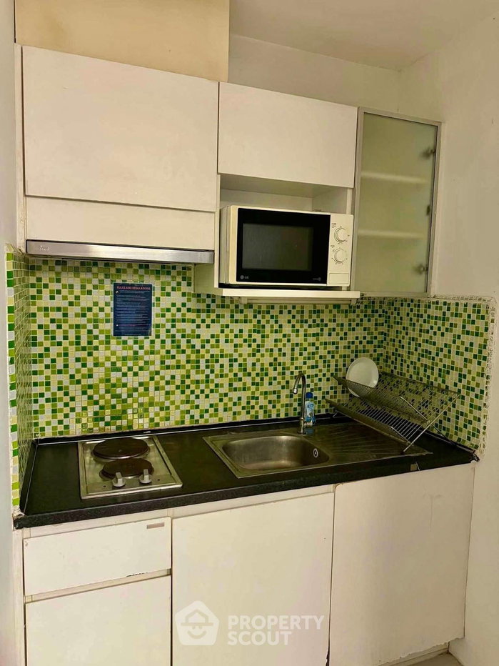 picture 18th-Floor 2-BR Condo At Thru Thonglor, Bang Kapi (ID 2633689) - 8/14