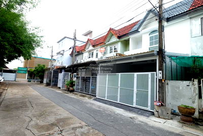 ทาวน์โฮม ถนนประเสริฐมนูกิจ : ขายทาวน์เฮ้าส์/ทาวน์โฮม  บ้านสวนทิพย์ คลองลำเจียก 12 คลองกุ่ม เขต บึงกุ่ม กรุงเทพ CX-103528 ✅ ทักไลน์ @connexproperty ตอบทันที ทีมงานมืออาชีพ ✅