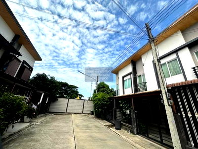 ทาวน์โฮม ม.ศิลปากร พระราชวังสนามจันทร์ : ขายทาวน์เฮ้าส์/ทาวน์โฮม  คาซ่า ซิตี้ นครปฐม สนามจันทร์ เมืองนครปฐม นครปฐม CX-142358 ✅ ทักไลน์ @connexproperty ตอบทันที ทีมงานมืออาชีพ ✅