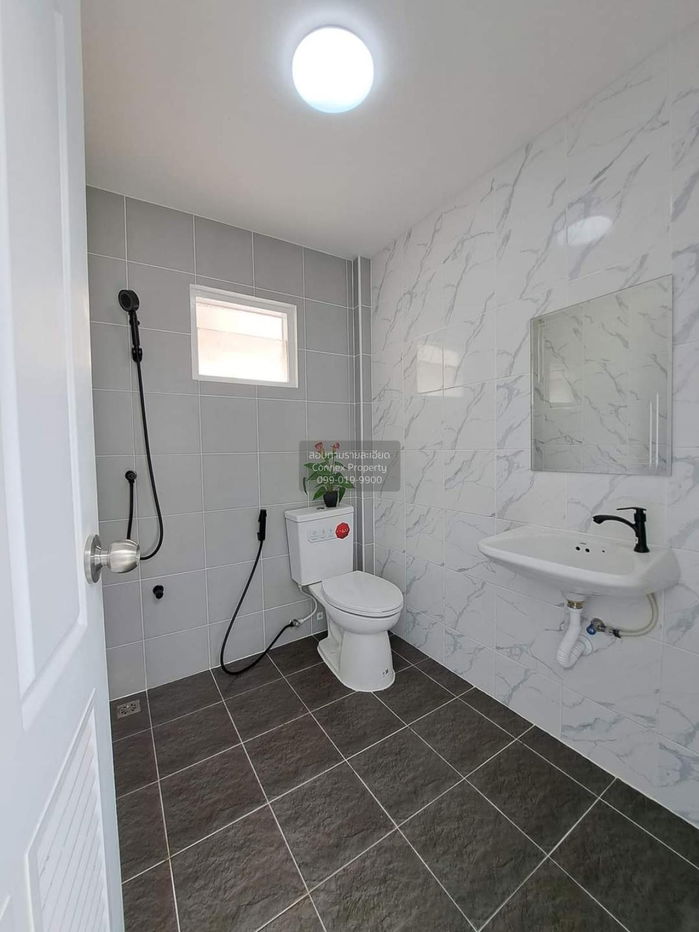 รูป ขายทาวน์เฮ้าส์/ทาวน์โฮม  บ้านตะวันทอง หนองแขม เขต หนองแขม กรุงเทพ CX-102405 ✅ ทักไลน์ @connexproperty ตอบทันที ทีมงานมืออาชีพ ✅ - รูปที่ 3/12