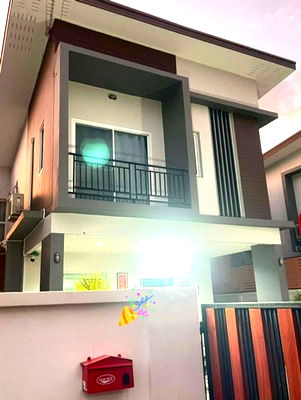 เช่าบ้านเดี่ยว วิทยาลัยพยาบาลบรมราชชนนีนพรัตน์วชิระ : ให้เช่าบ้านเดี่ยว2 ชั้น สภาพบ้านใหม่1ปี ถนนหทัยราษฎร์( ไทยรามัญ) ใกล้แฟชั่นไอส์แลนด์