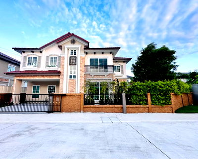Houses for sale วิทยาลัยการจัดการเพชรเกษม : For Sale House , Neo Home Bangkhae , wide frontage , MRT-Lak Song , Lak Song , Bang Khae , Bangkok , CX-144893 ✅ Live chat with us ADD LINE @connexproperty ✅