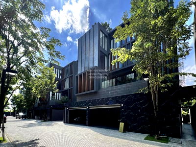 บ้านเดี่ยว ซอยอุดมสุข (สุขุมวิท 103) : ขายบ้านเดี่ยว Bibury Village ศรีนครินทร์ 64.8 ตร.ว. 5 นอน 7 น้ำ มีลิฟต์ส่วนตัว สระว่ายน้ำระบบเกลือ Smart Home ใกล้สวนหลวง ร.9 เพียง 500 ม. หนองบอน เขต ประเวศ กรุงเทพ CX-136677 ✅ ทักไลน์ @connexproperty ตอบทันที ทีมงานมืออาชีพ ✅