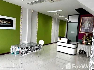 Townhouses for sale Bangkok : 4 Bedroom Townhouse for sale at Work at Life Navamin 36  6022398