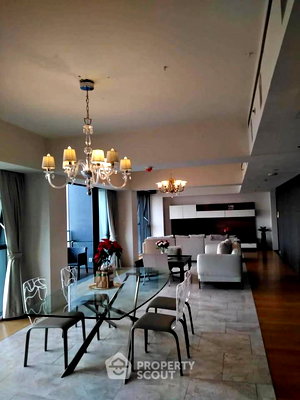 Condos for sale Surawong Road : 4-BR Condo at The Met Sathorn near BTS Chong Nonsi (ID 2479812)