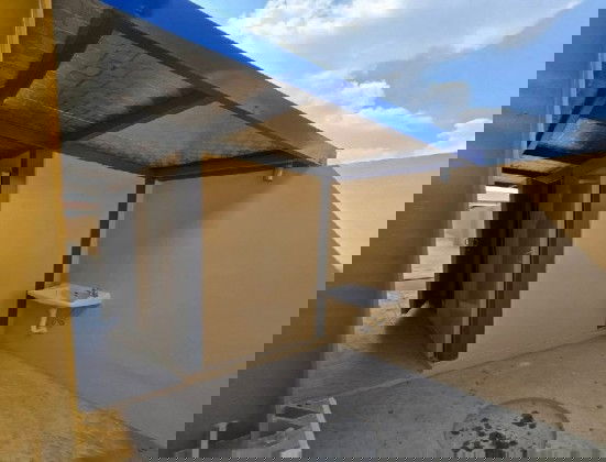 รูป ให้เช่าโกดัง คลังสินค้า รามอินทรา กม.8 / ซอยคู้บอน 38 / พื้นที่โกดัง 640 ตารางเมตร /ใกล้แฟชั่นไอซ์แลนด์ ทำเลดีมาก รถสิบล้อเข้าออกสะดวก - รูปที่ 3/4