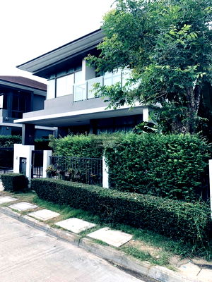 Houses for rent ม.นานาชาติแสตมฟอร์ด : For Rent House , Setthasiri Krungthep Kreetha 1 , Hua Mak , Bang Kapi , Bangkok , CX-134962 ✅ Live chat with us ADD LINE @connexproperty ✅