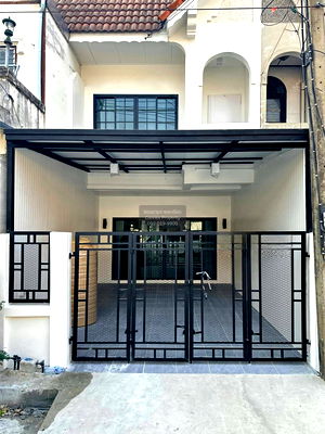 ทาวน์โฮม รังสิต คลองหนึ่ง : ขายทาวน์เฮ้าส์/ทาวน์โฮม  หมู่บ้านเสนาวิลล่า 91 ประชาธิปัตย์ ธัญบุรี ปทุมธานี CX-121604 ✅ ทักไลน์ @connexproperty ตอบทันที ทีมงานมืออาชีพ ✅