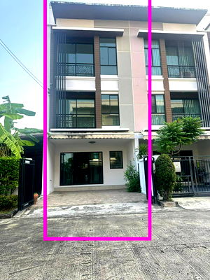 ทาวน์โฮม กรุงเทพมหานคร : ขายทาวน์โฮม3ชั้นบ้านกลางเมืองนวมินทร์42 บ้านหลังมุม ทำเลดีพร้อมอยู่   เนื้อที่ : 33 ตร.ว. ขนาด : 3 ห้องนอน 3 ห้องน้ำ