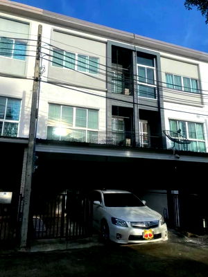 Townhouses for sale Bang Pu Industrial Estate : For Sale Townhouse/Townhome  , LUMPINI TOWN VILLE SRINAKARIN – BEARING , MRT-Sri Bearing , Bang Kaeo , Bang Phli , Samut Prakarn , CX-132405 ✅ Live chat with us ADD LINE @connexproperty ✅