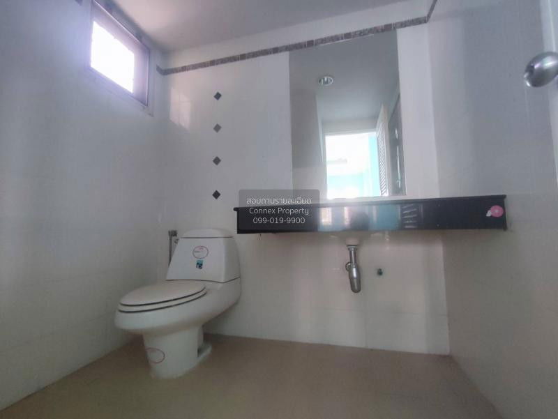 รูป ขายบ้านเดี่ยว  บ้านฟ้ากรีนพาร์ค รอยัล ธนบุรีรมย์ ทุ่งครุ เขต ทุ่งครุ กรุงเทพ CX-77785 ✅ ทักไลน์ @connexproperty ตอบทันที ทีมงานมืออาชีพ ✅ - รูปที่ 4/12