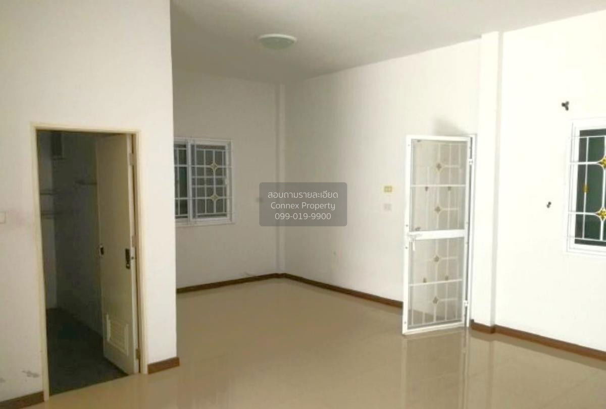 รูป ขายบ้าน  กษิรา วิลล์ อมตะ-หนองตำลึง พานทอง พานทอง ชลบุรี CX-105469 ✅ ทักไลน์ @connexproperty ตอบทันที ทีมงานมืออาชีพ ✅ - รูปที่ 8/10