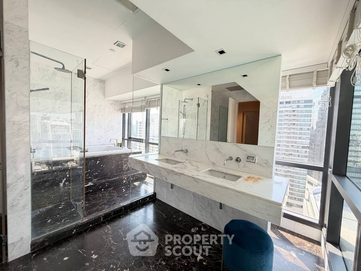 รูป คอนโด 3-ห้องนอน ที่ เลอ รัฟฟิเน่ สุขุมวิท 39 คอนโดมิเนียม ใกล้ BTS พร้อมพงษ์ (ID 2633112) - รูปที่ 13/13